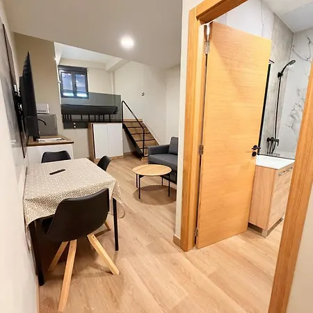 Building Apartment *